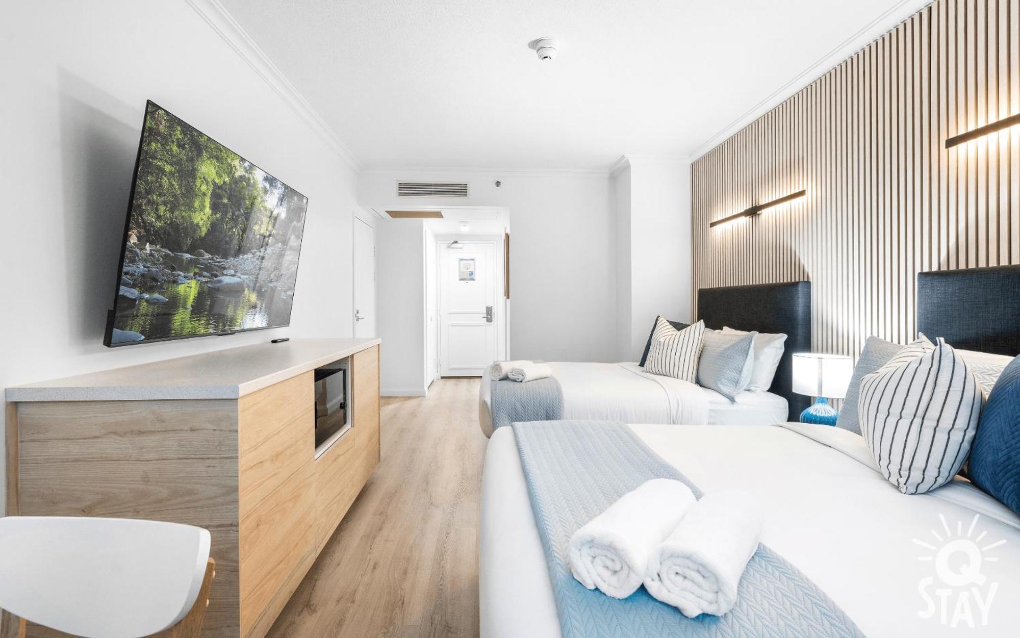 Legends Apartments - Qstay ゴールドコースト エクステリア 写真