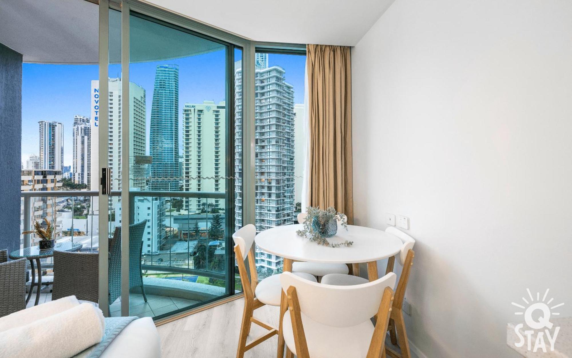 Legends Apartments - Qstay ゴールドコースト エクステリア 写真